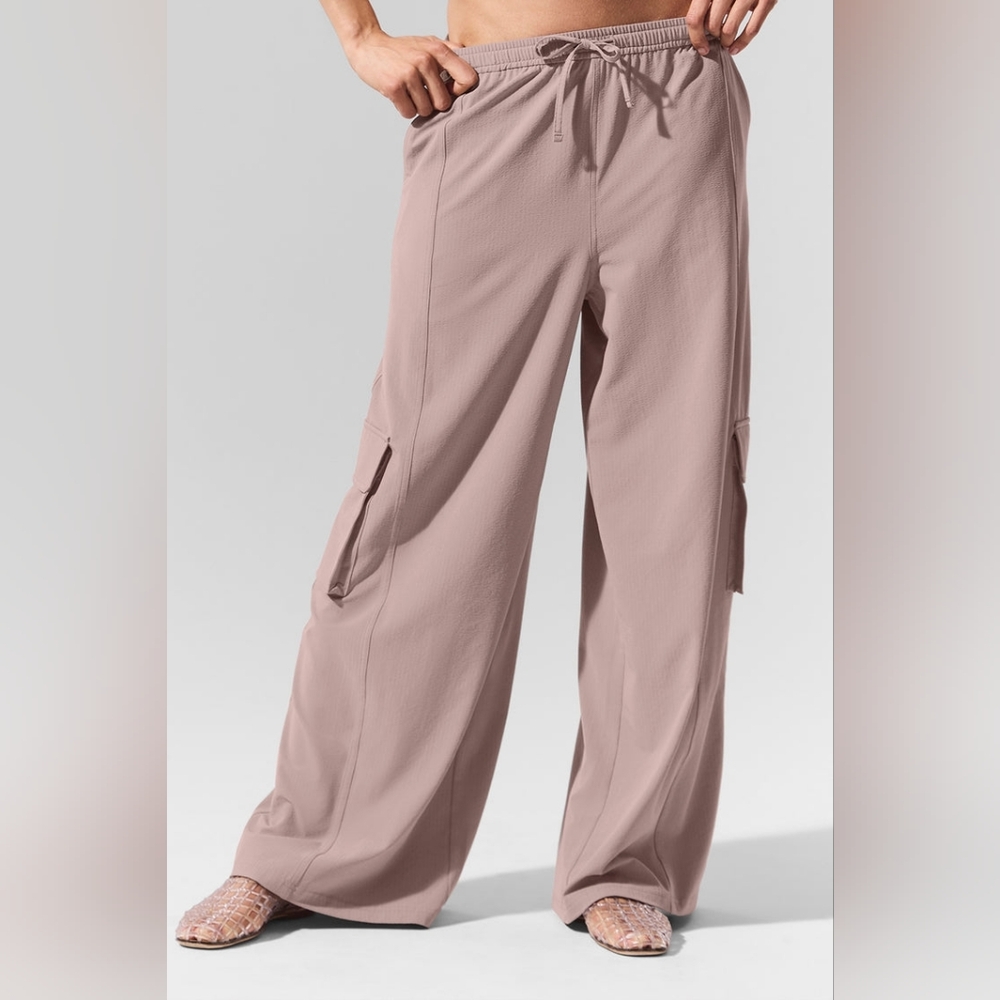 Alo Yoga Dreamscape Cargo Wide Leg Pant